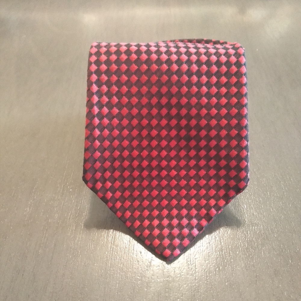 DeSantis Collection red silk necktie